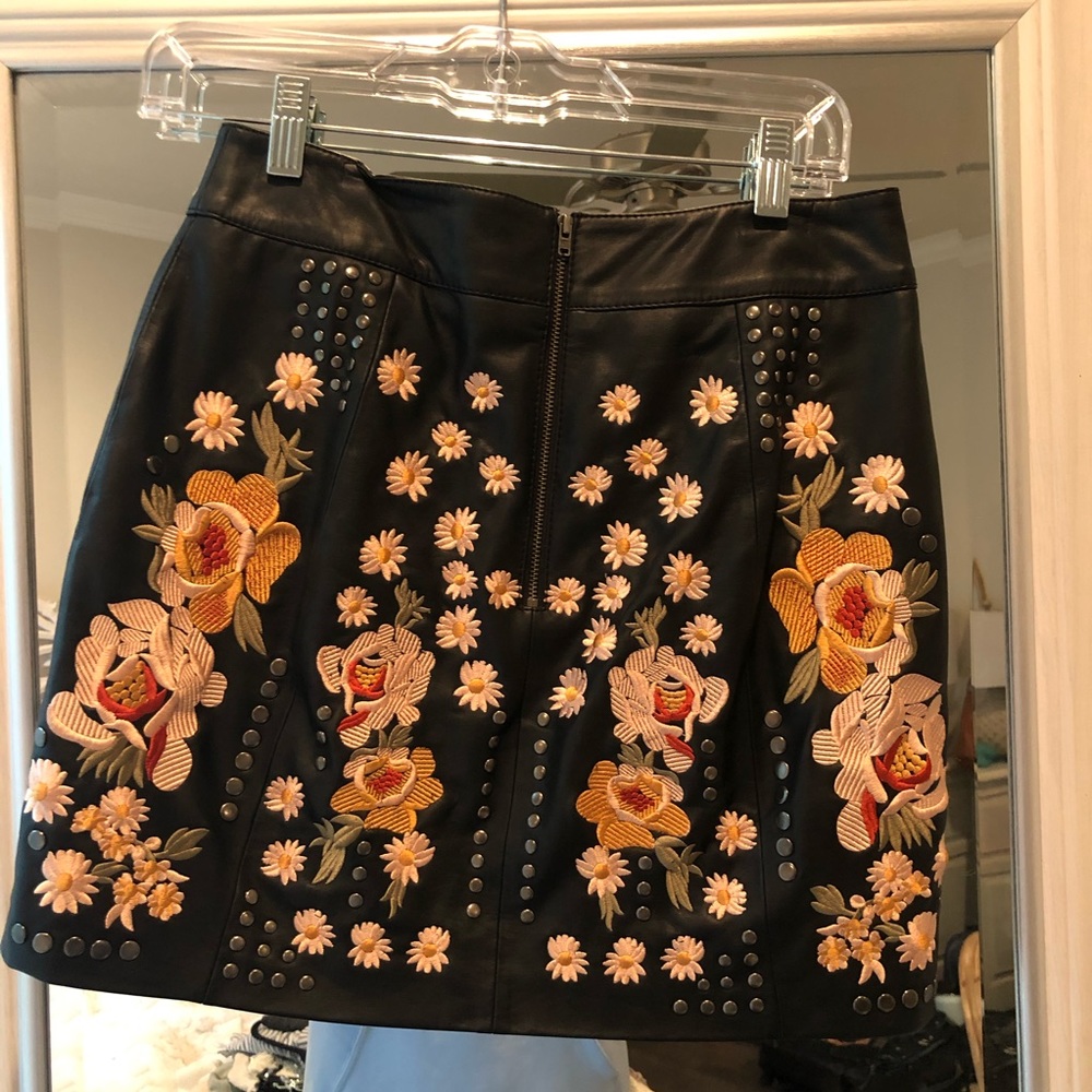 LEATHER SKIRT - Picture 2 of 2